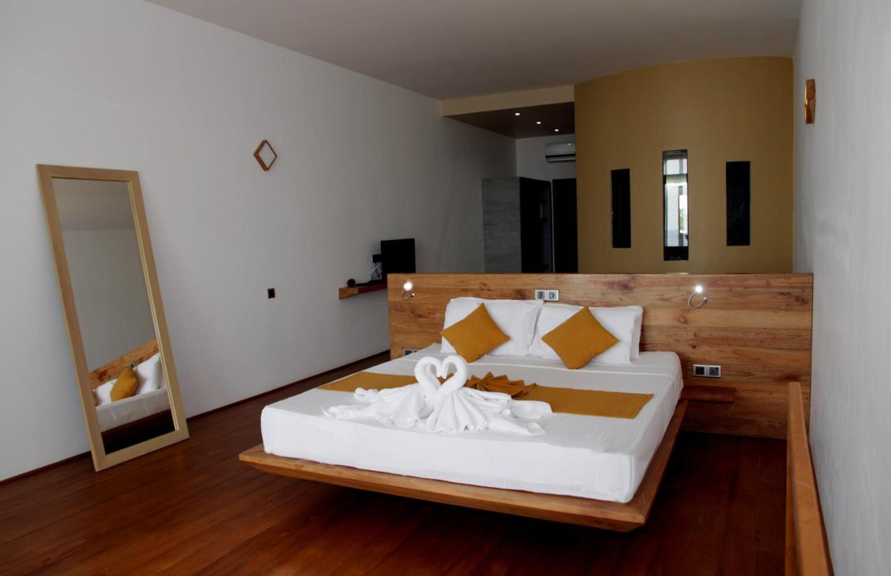 Serendipitaly Ayurveda Boutique Hotel Hikkaduwa Exterior photo